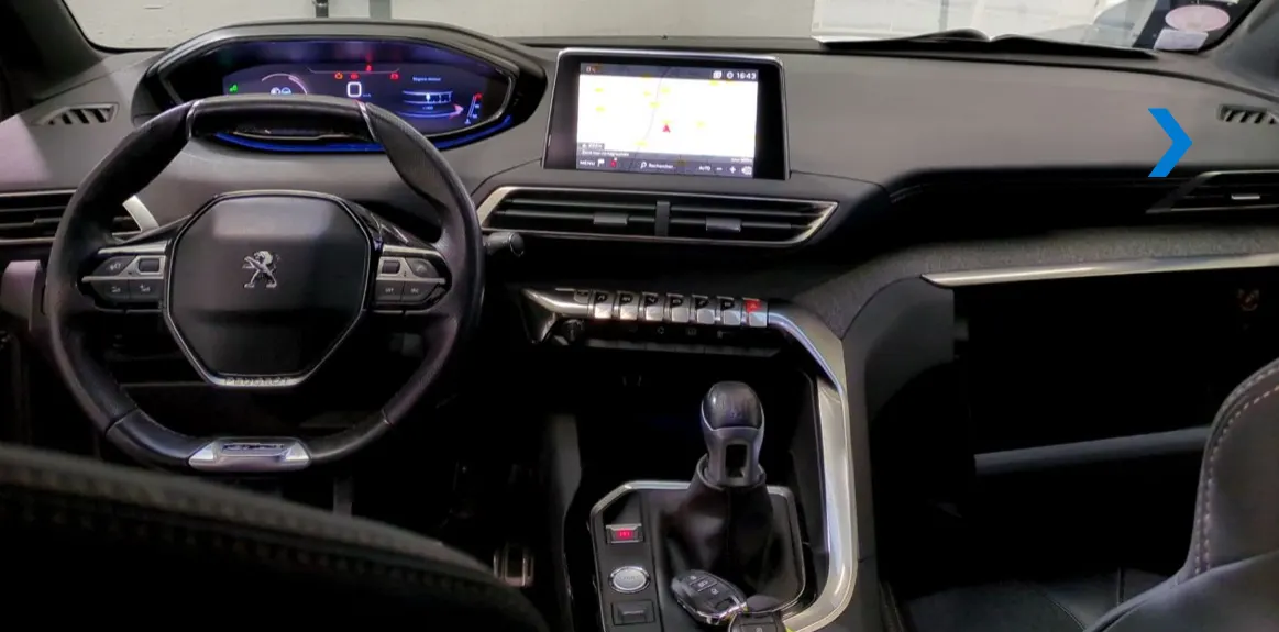 Peugeot 3008 1.2 PureTech GT 8