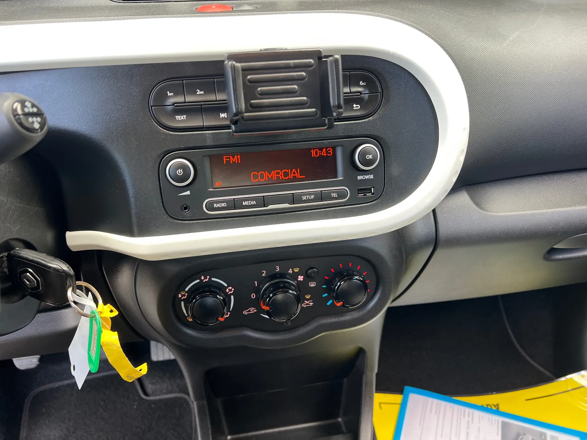 Renault Twingo SCe 70 Liberty 10