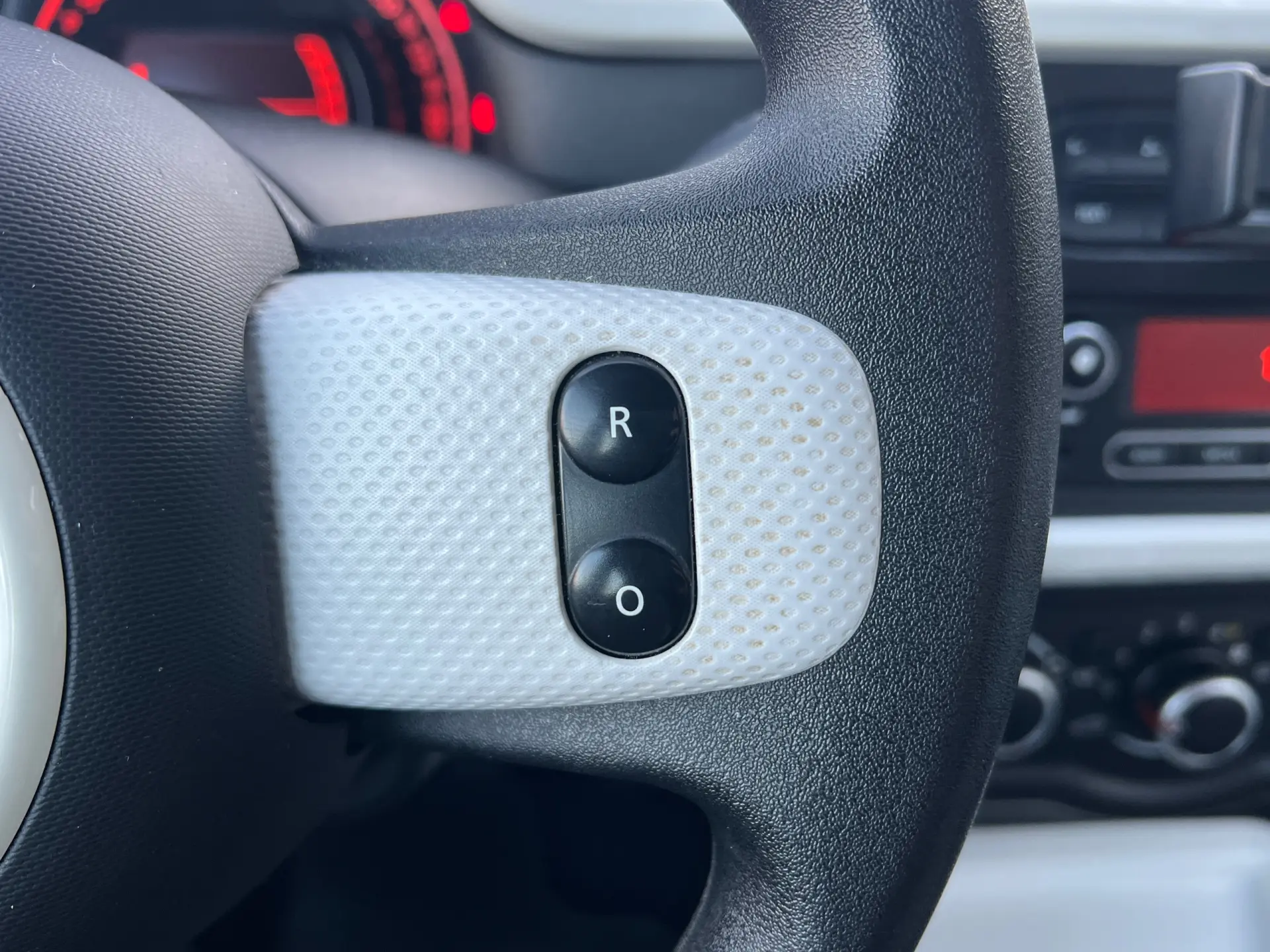 Renault Twingo 1.0 SCe Dynamique 16