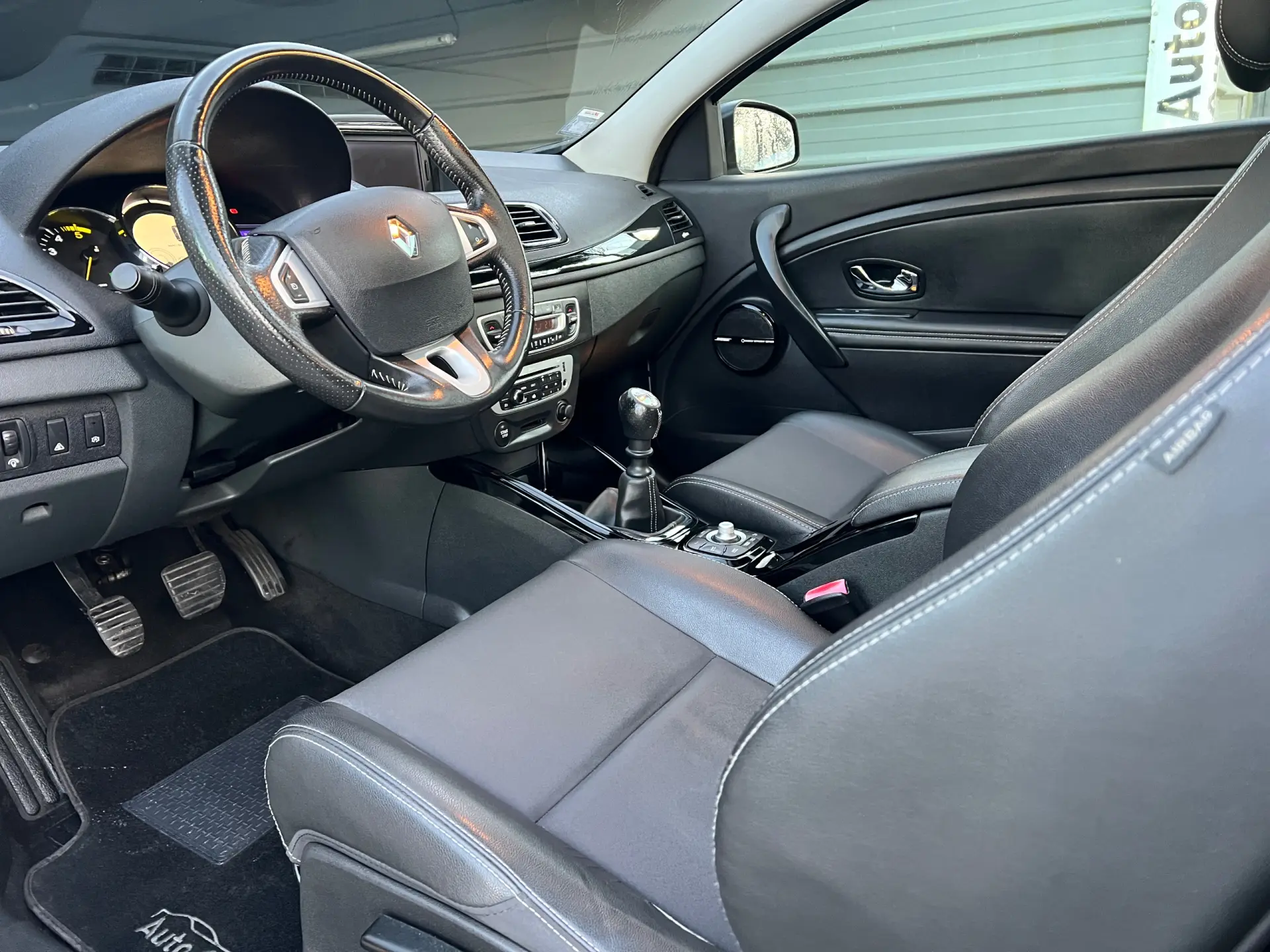 Renault Mégane Coupe 1.5 dCi Bose Edition SS 15