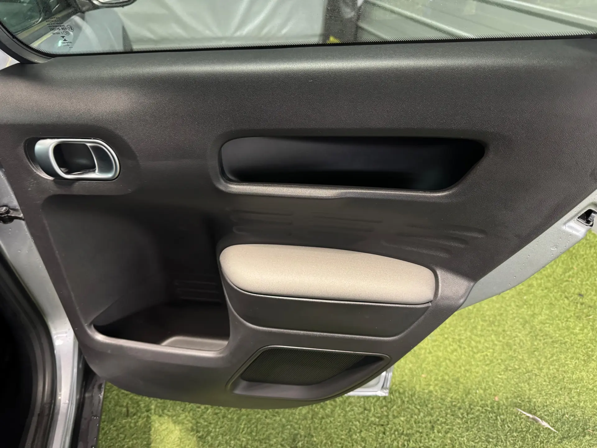 Citroën C4 Cactus 1.2 PureTech Feel Pack 29