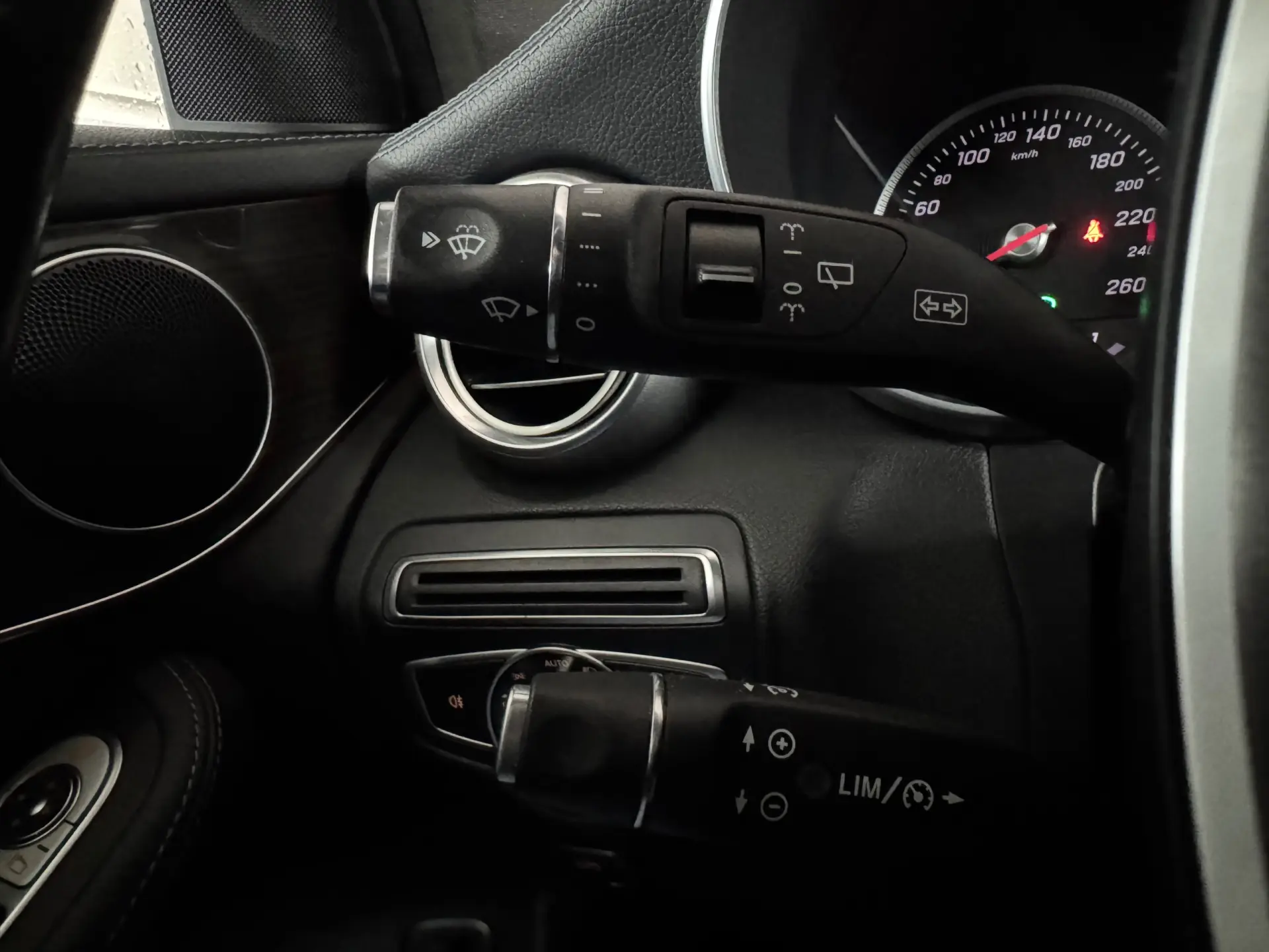 Mercedes-Benz GLC 220 d 4Matic 12