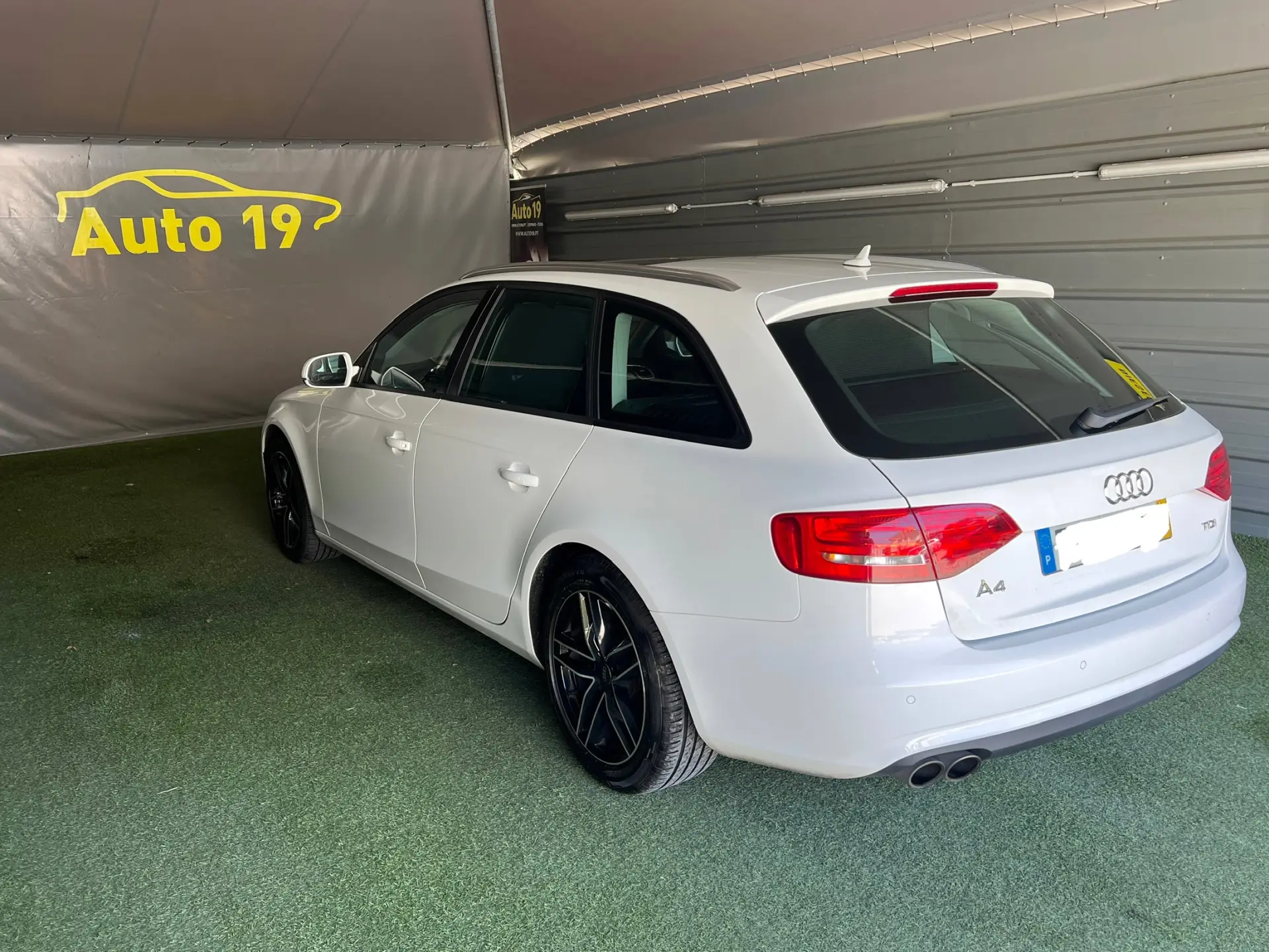 Audi A4 Avant 2.0 TDI Business Line Advance 5