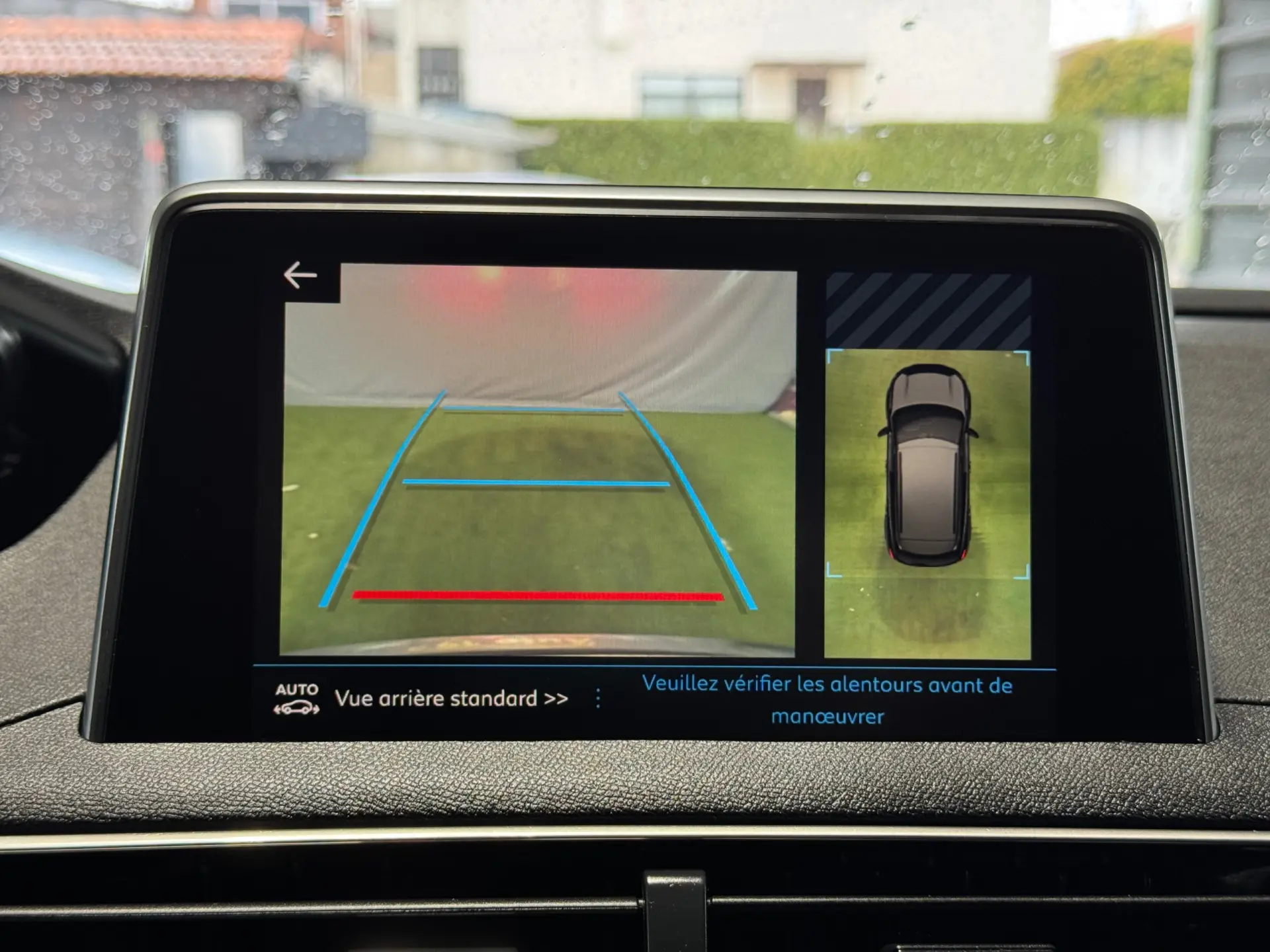 Peugeot 3008 PureTech 130 Stop & Start GPF Allure 15