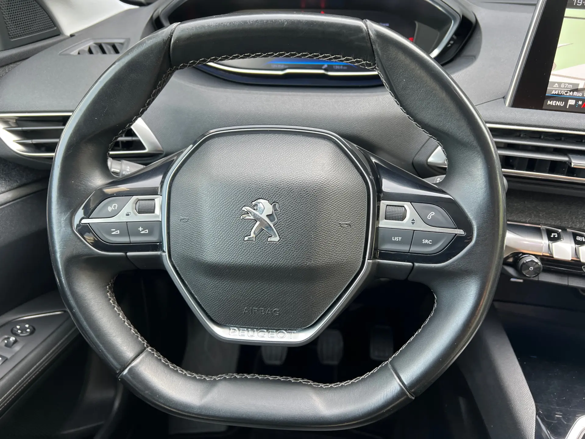 Peugeot 3008 1.5 BlueHDi Allure Pack 11