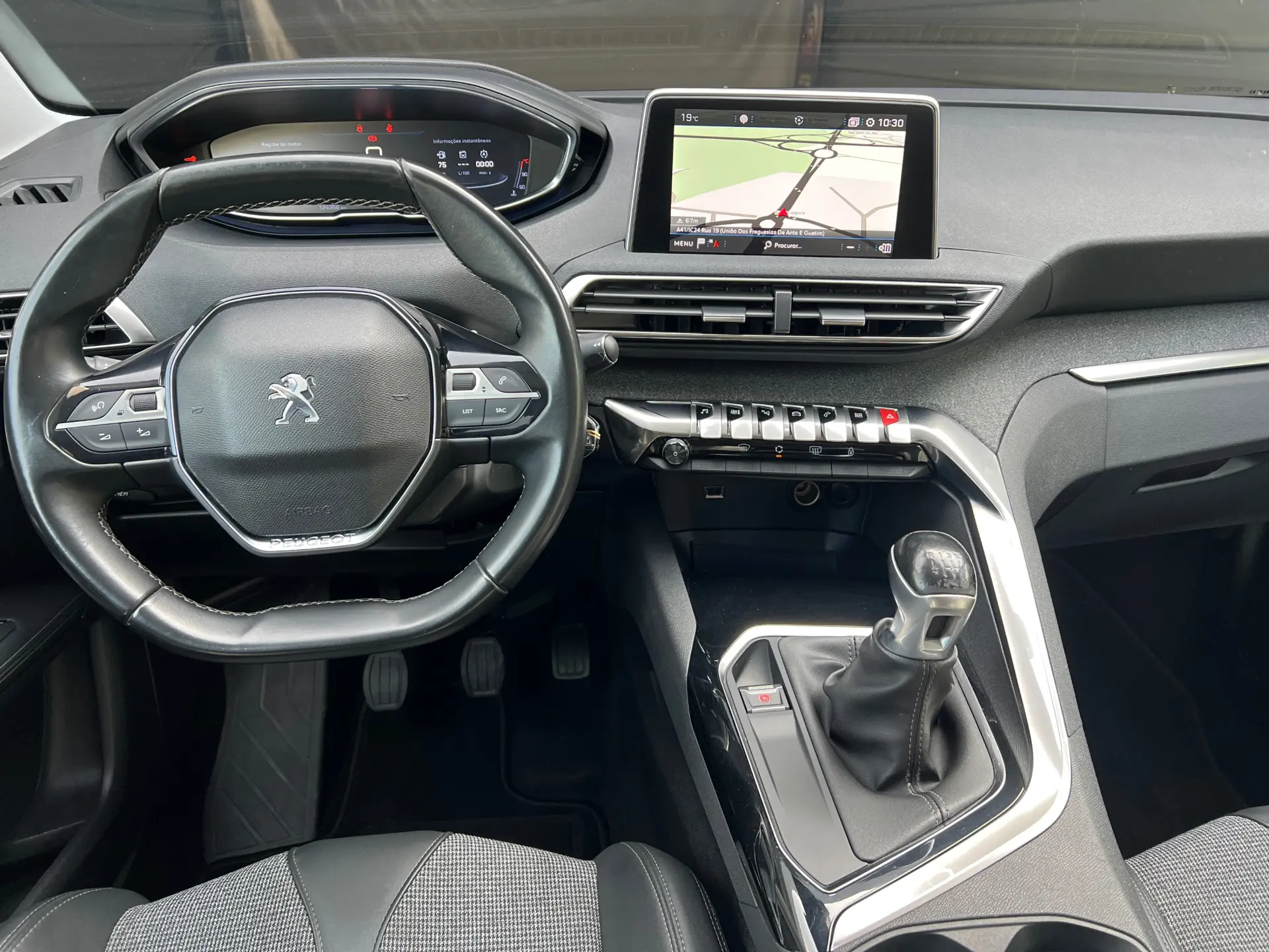 Peugeot 3008 1.5 BlueHDi Allure Pack 7