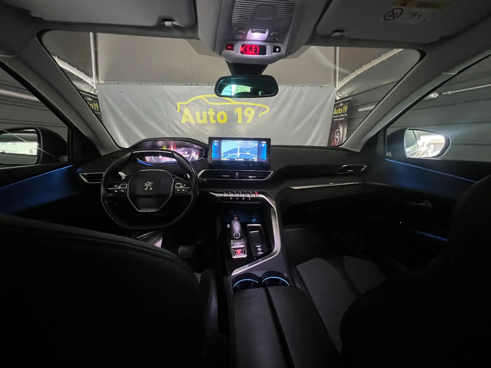 Peugeot 3008 1.2 PureTech Allure Pack EAT8 12