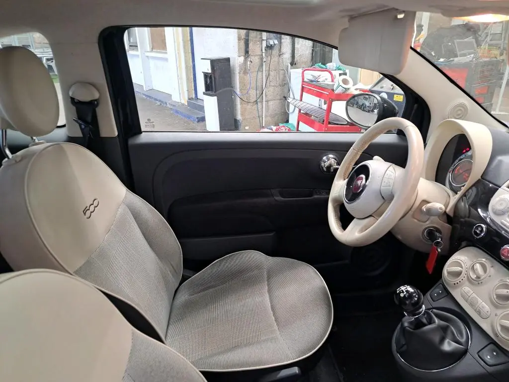 Fiat 500 1.2 8V Lounge 5