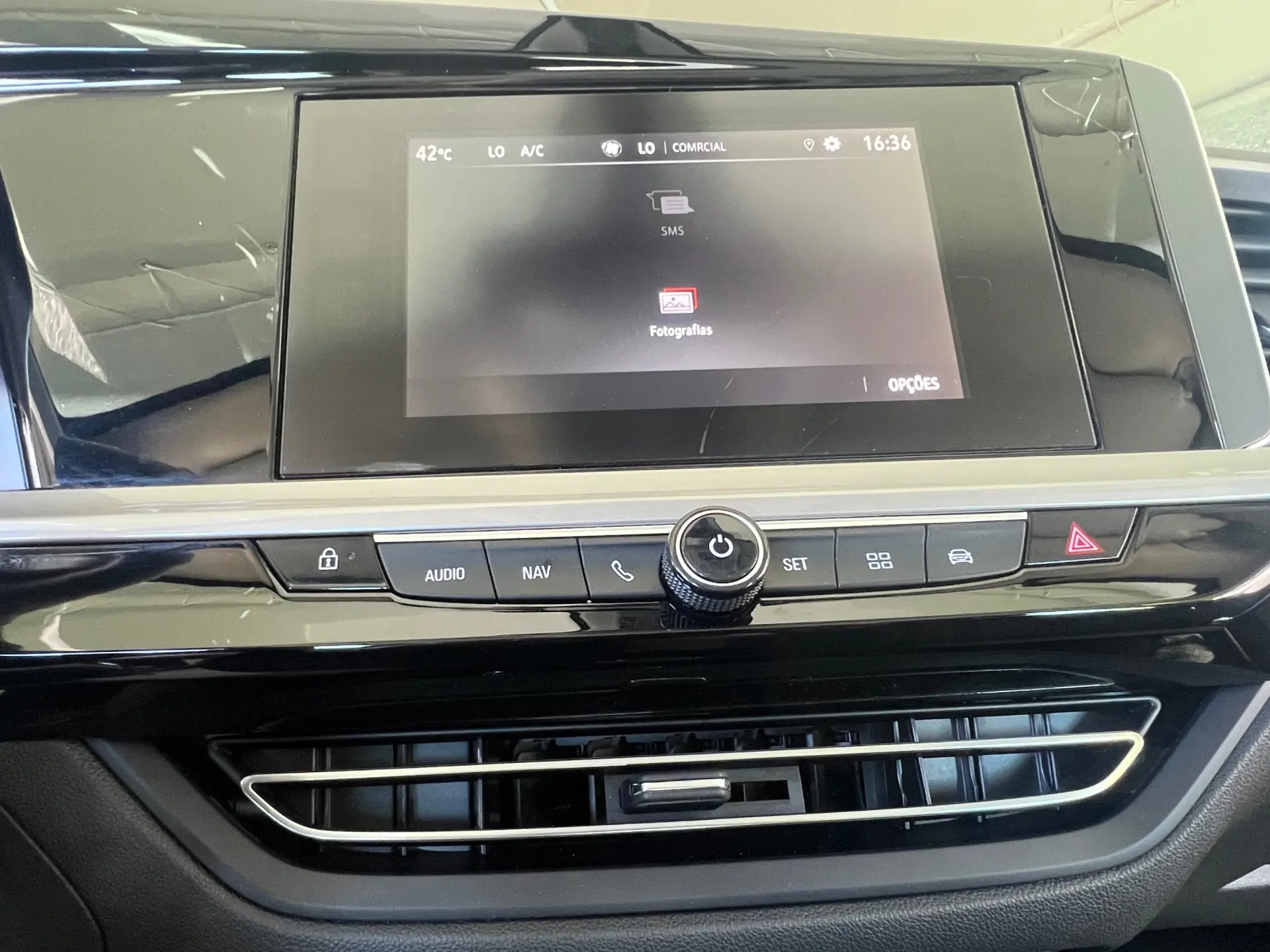 Opel Grandland 1.5 CDTI Business AT 21