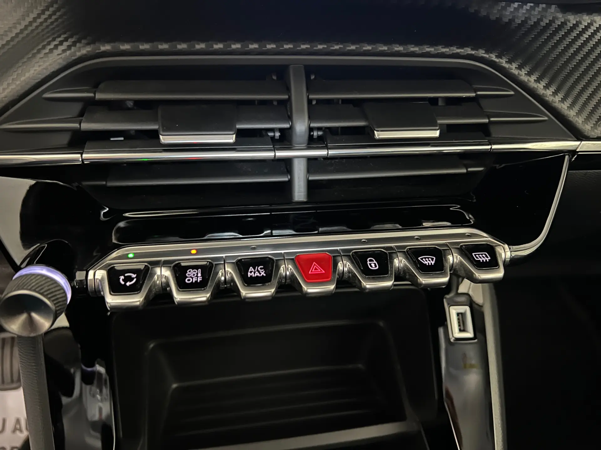 Peugeot 208 1.2 PureTech Active Pack 15
