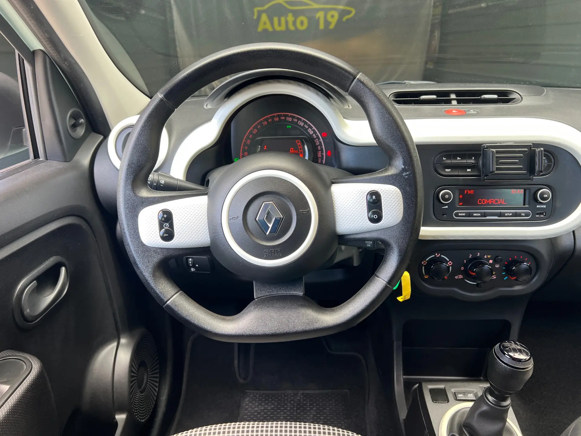 Renault Twingo SCe 70 Liberty 13