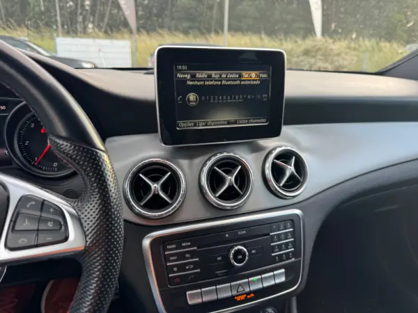 Mercedes-Benz CLA 180 d AMG Line 15