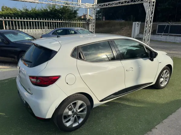 Renault Clio 0.9 TCe Limited Edition 7