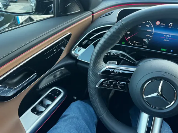 Mercedes-Benz E 300 E300de AMG Line 26