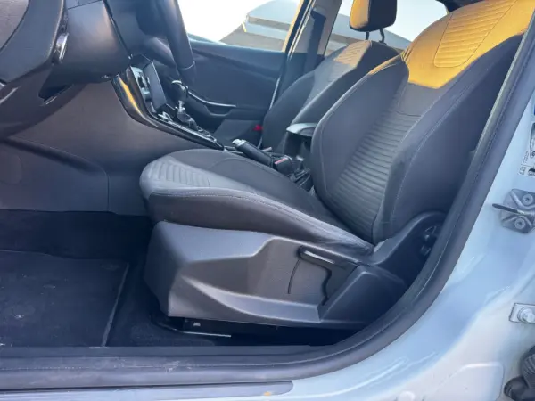 Ford Focus SW 1.5 TDCi EcoBlue Titanium 16