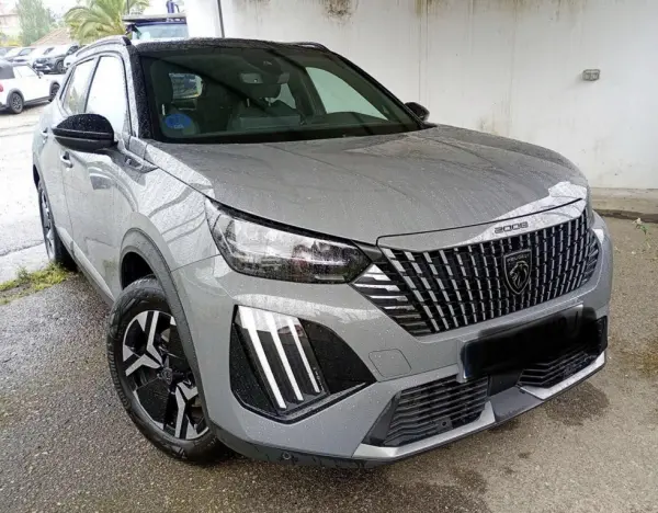 Peugeot e-2008 50 kWh GT 2