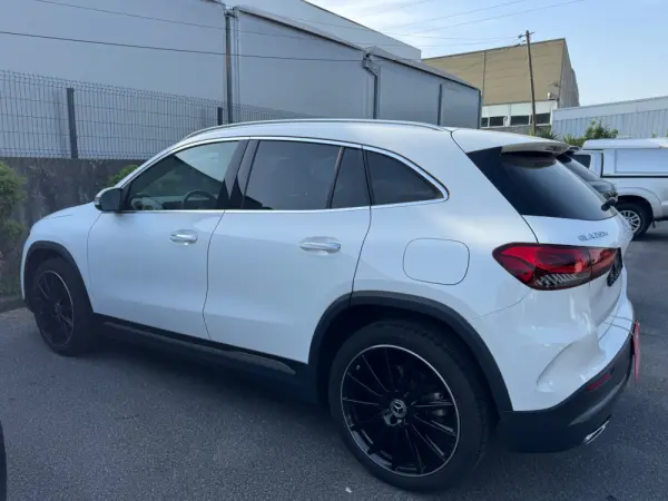 Mercedes-Benz GLA 250 e 8G-DCT AMG Line 18