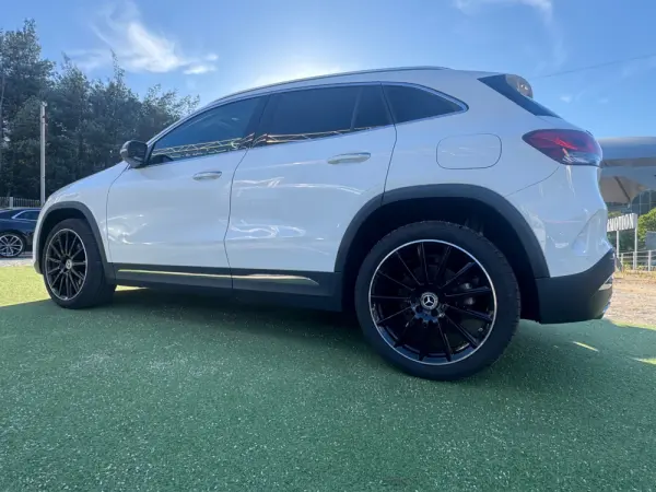 Mercedes-Benz GLA 250 e 8G-DCT AMG Line 29