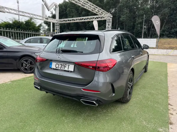 Mercedes-Benz C 300 de T 9G-TRONIC AMG Line 32