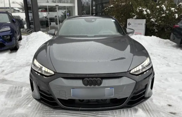 Audi e-tron GT quattro 5