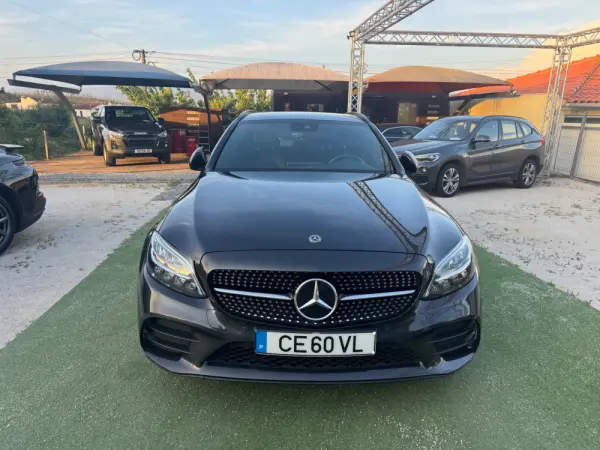 Mercedes-Benz C 300 de AMG Line 3