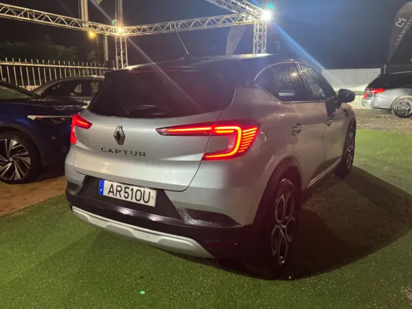 Renault Captur 1.0 TCe Intens 3