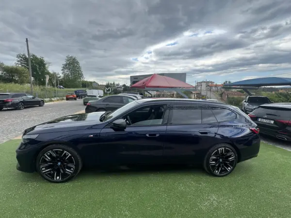 BMW i5 Touring M60 xDrive 3