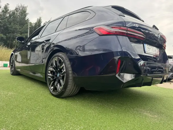 BMW i5 Touring M60 xDrive 11