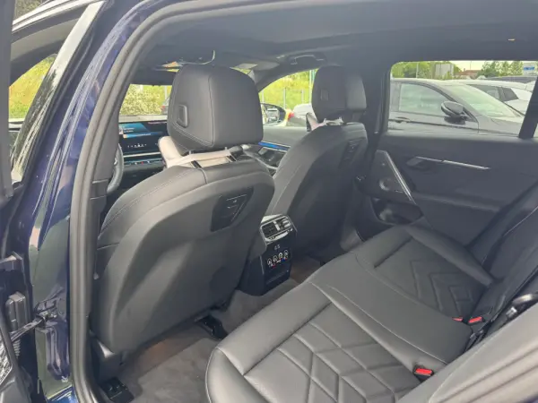 BMW i5 Touring M60 xDrive 12