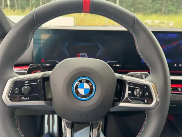 BMW i5 Touring M60 xDrive 21