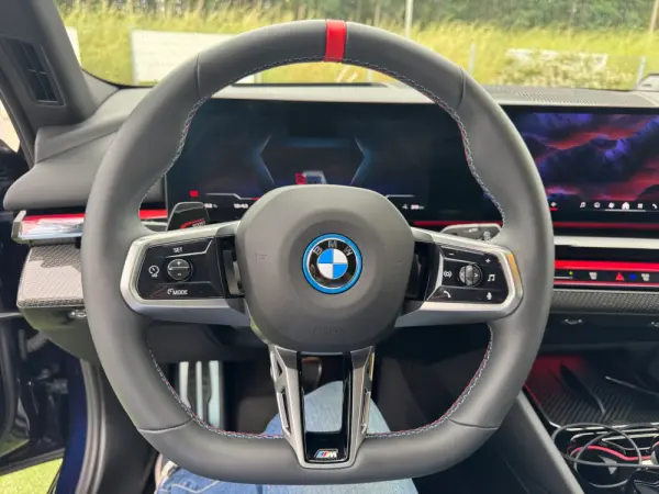 BMW i5 Touring M60 xDrive 22