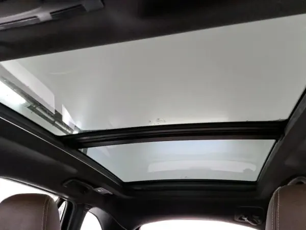 BMW X1 16 d sDrive Auto Line Sport 11