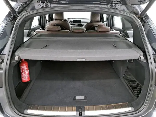 BMW X1 16 d sDrive Auto Line Sport 13