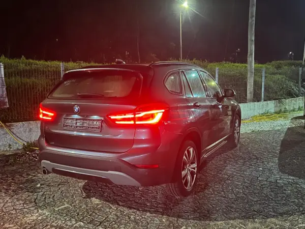 BMW X1 16 d sDrive Auto Line Sport 31