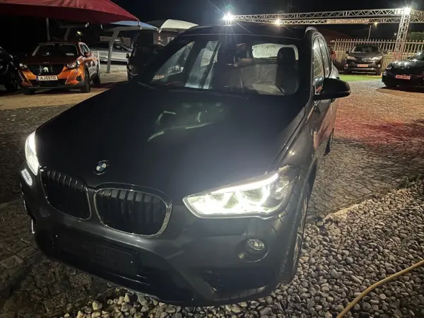 BMW X1 16 d sDrive Auto Line Sport 39