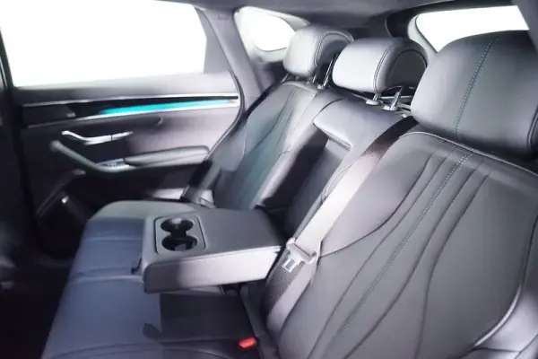 BYD Seal U 87 kWh design 26