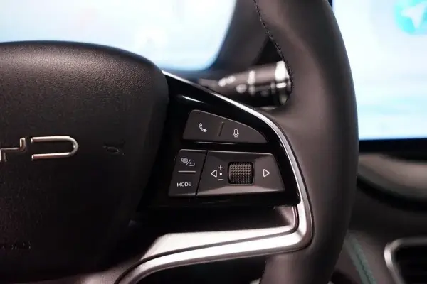 BYD Seal U 87 kWh design 38