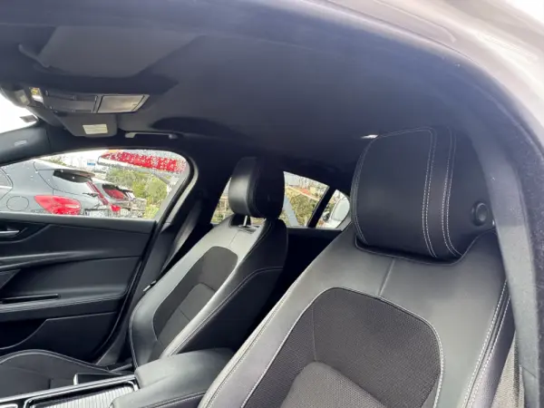 Jaguar XE 20d Aut. R-Sport 25