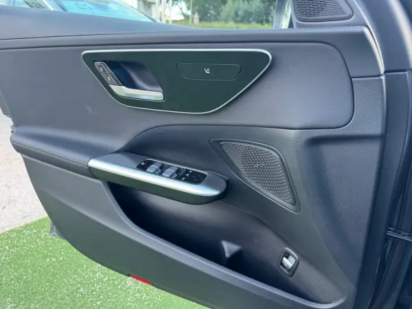 Mercedes-Benz C 300 de T 9G-TRONIC AMG Line Advanced 23