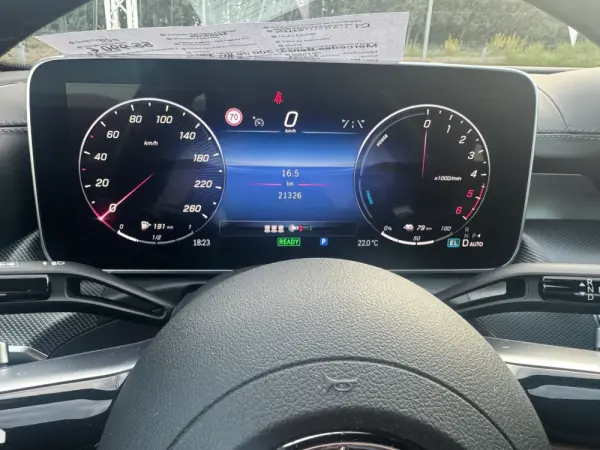 Mercedes-Benz C 300 AMG 16