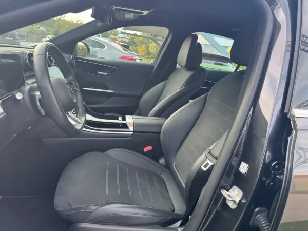 Mercedes-Benz C 300 AMG 18