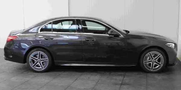 Mercedes-Benz C 300 AMG 31
