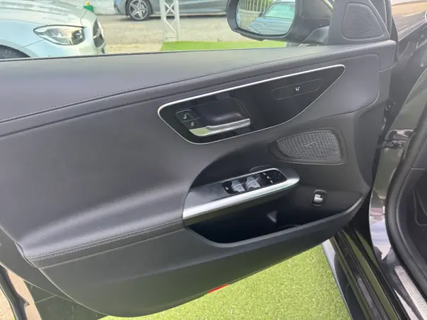Mercedes-Benz C 300 AMG 43