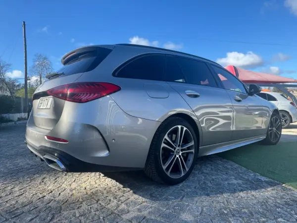 Mercedes-Benz C 300 e AMG Line 3