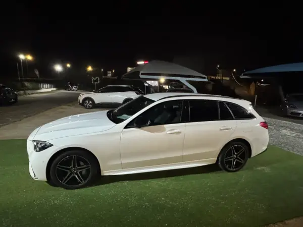 Mercedes-Benz C 300 2