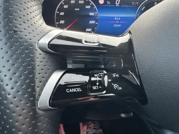 Mercedes-Benz C 300 11
