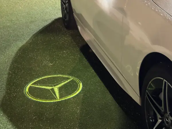 Mercedes-Benz C 300 21
