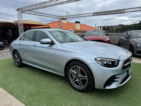 Mercedes-Benz E 300 de AMG Line 4