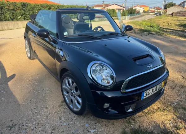 MINI Cabrio Cooper SD 5