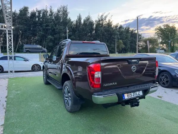 Nissan Navara DC N-Connecta 8